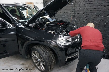 Оклейка фар BMW пленкой SunTek PPF #1